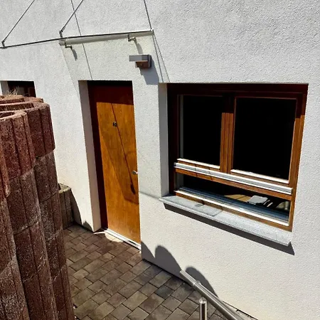 Ruhezeit - Ferien- & Monteurwohnung Mit Terrasse & Parkplatz Bei Radolfzell am Bodensee