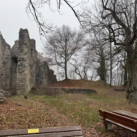 Ruhezeit - Ferien- & Monteurwohnung Mit Terrasse & Parkplatz Bei *